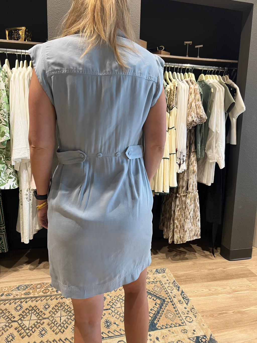 Button Down Cap Sleeve Dress Chateau en Mae