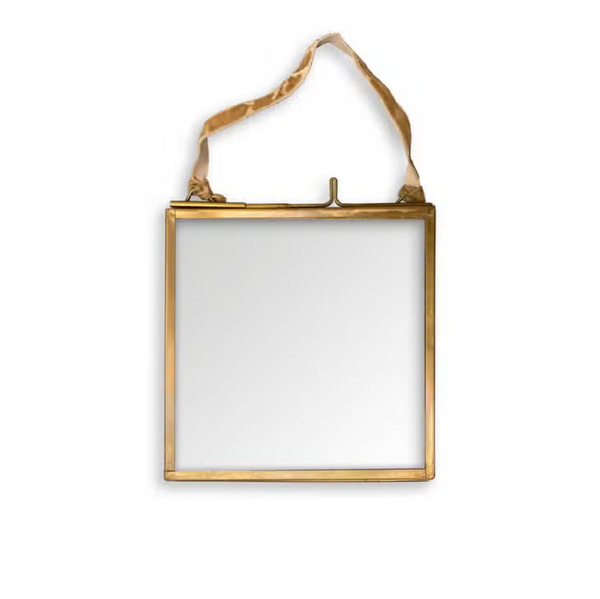 Ornament Frame with Ribbon