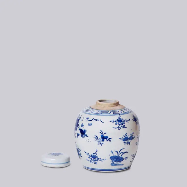 Blue and White Porcelain Bouquet Lidded Round Storage Jar